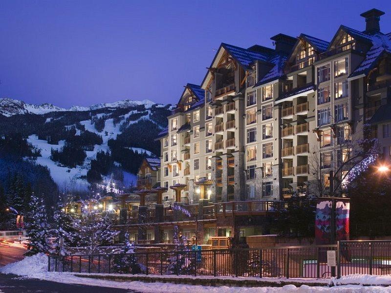 Pan Pacific Whistler Village Centre Eksteriør billede
