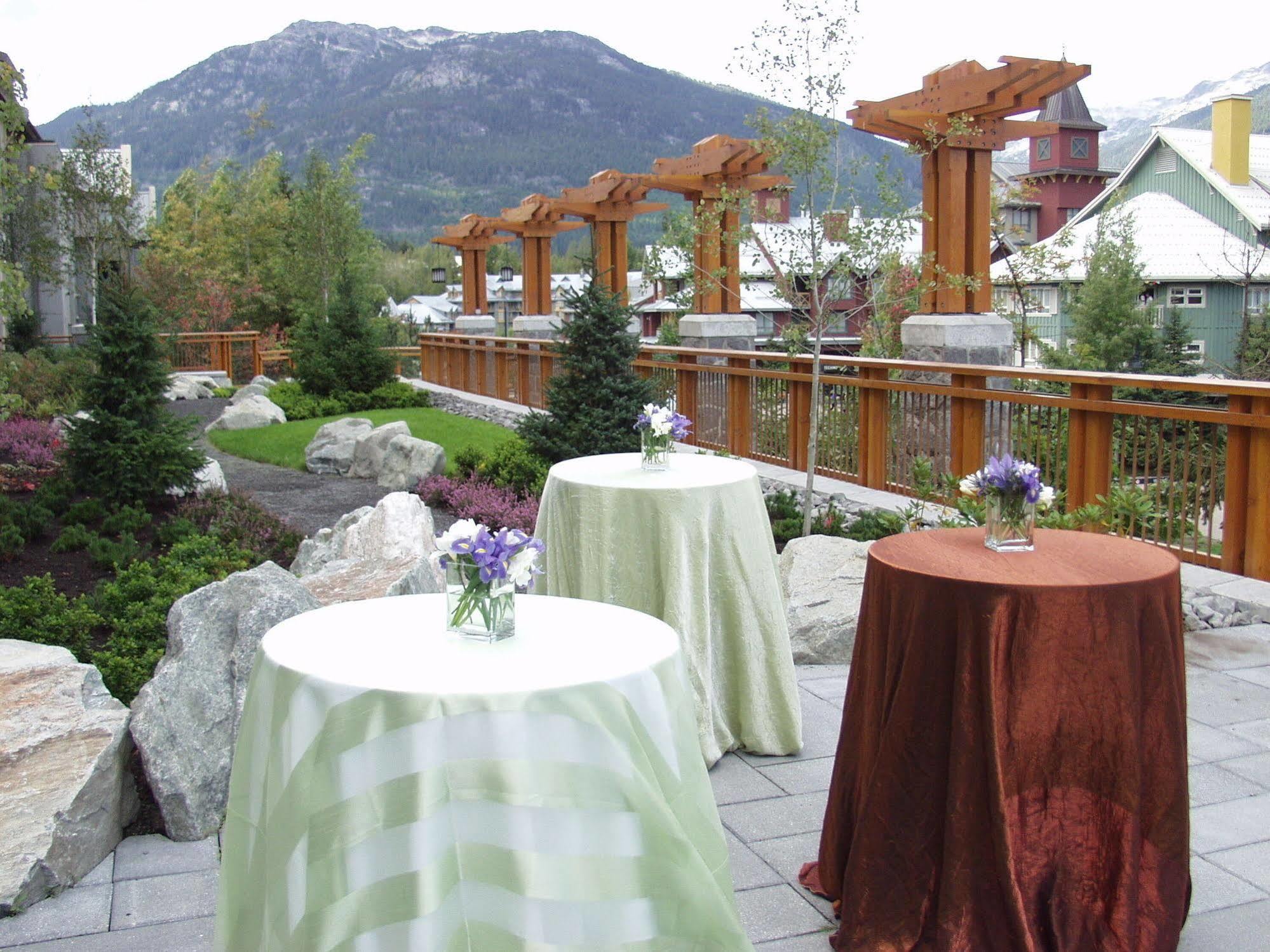 Pan Pacific Whistler Village Centre Eksteriør billede